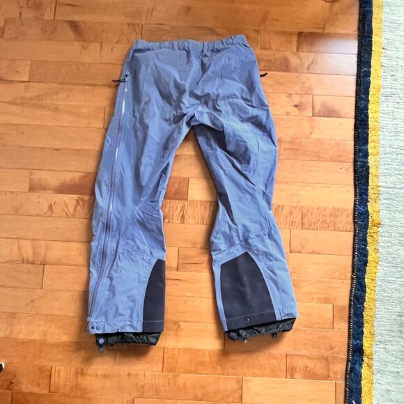 Arcteryx - Women Goretex Pro pants - Large - Picture 2 of 3